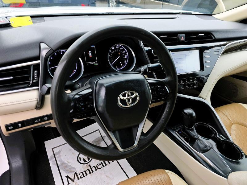 Toyota Camry XLE Auto (Natl) 2018