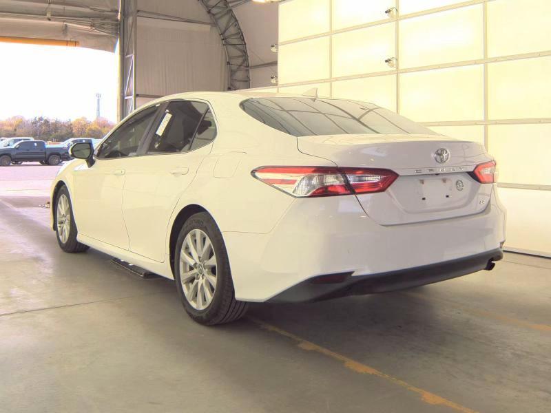 Toyota Camry XLE Auto (Natl) 2018