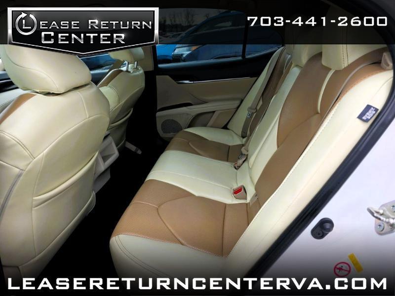 Toyota Camry XLE Auto (Natl) 2018