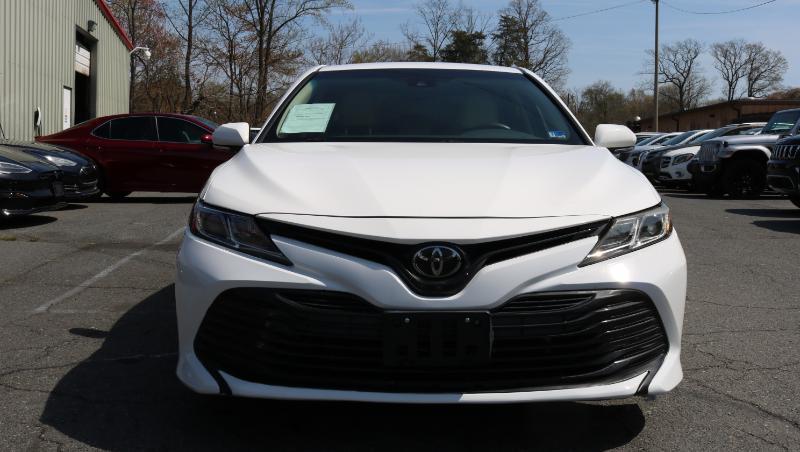 Toyota Camry XLE Auto (Natl) 2018