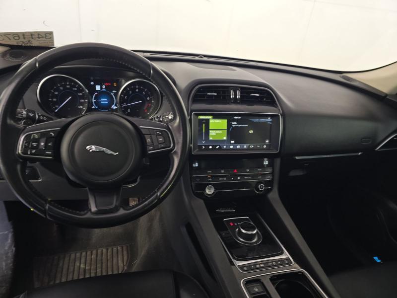 Jaguar F-Pace 25t Premium AWD 2020
