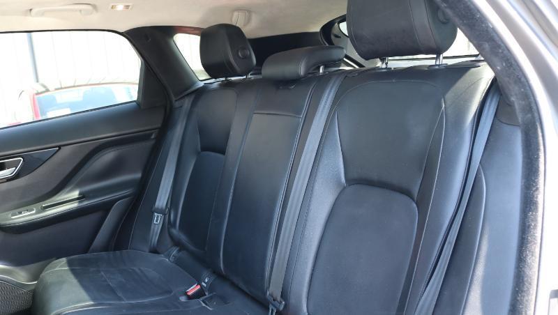 Jaguar F-Pace 25t Premium AWD 2020