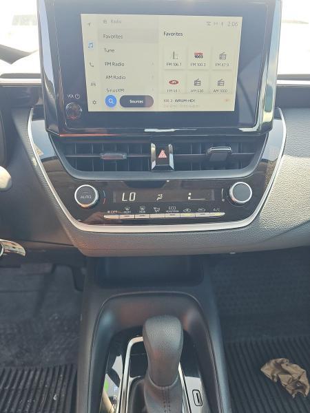 Toyota Corolla LE CVT (Natl) 2024