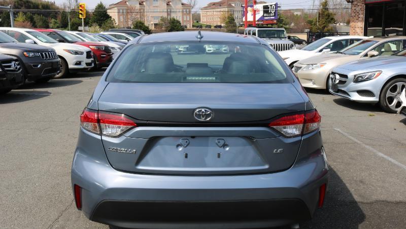 Toyota Corolla LE CVT (Natl) 2024