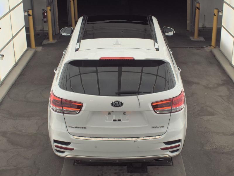 Kia Sorento SXL V6 FWD 2017