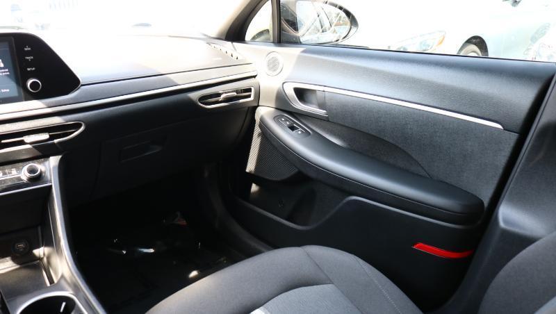 Hyundai Sonata SE 2.5L 2021