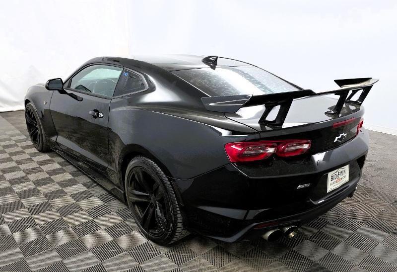 Chevrolet Camaro 2dr Cpe SS w/1SS 2021