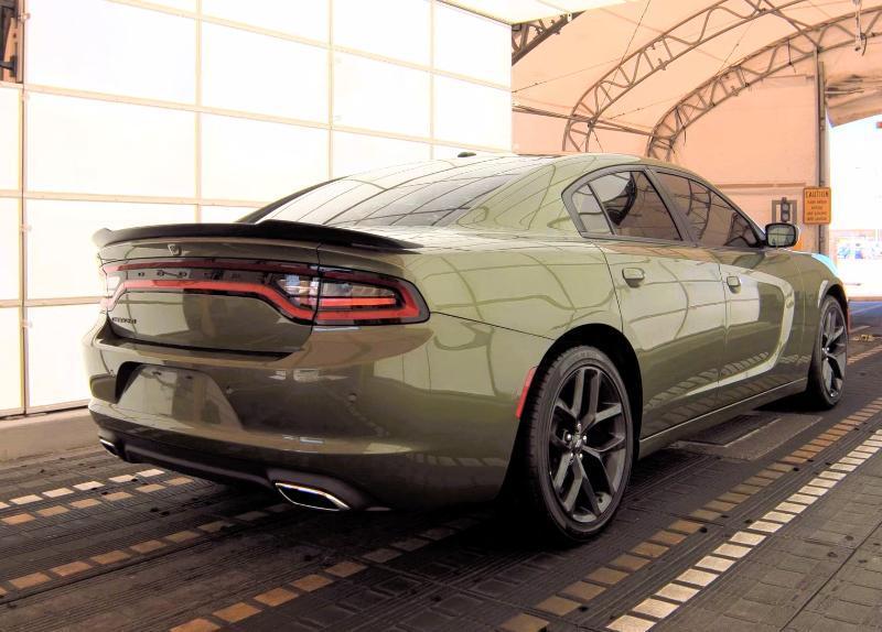 Dodge Charger SXT RWD 2021