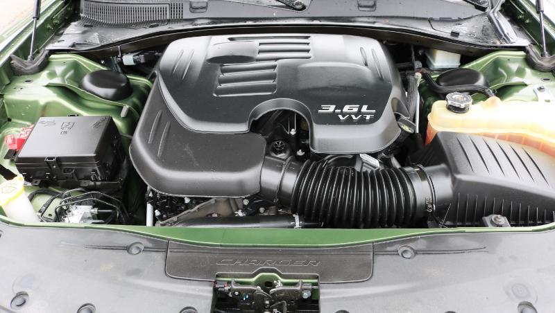 Dodge Charger SXT RWD 2021