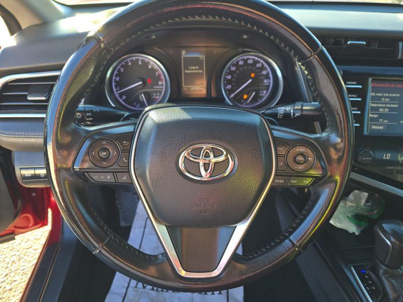Toyota Camry SE Auto (Natl) 2018
