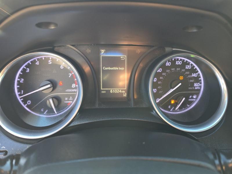 Toyota Camry SE Auto (Natl) 2018