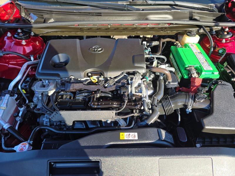 Toyota Camry SE Auto (Natl) 2018