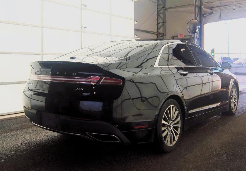 Lincoln MKZ Standard FWD 2020