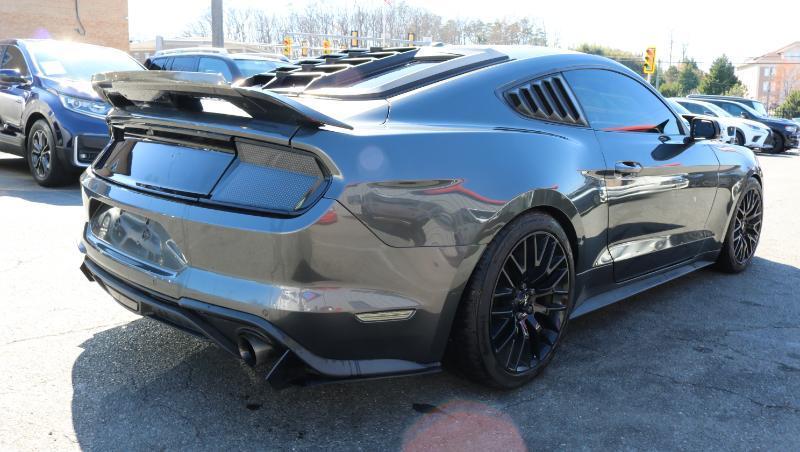 Ford Mustang EcoBoost Fastback 2018