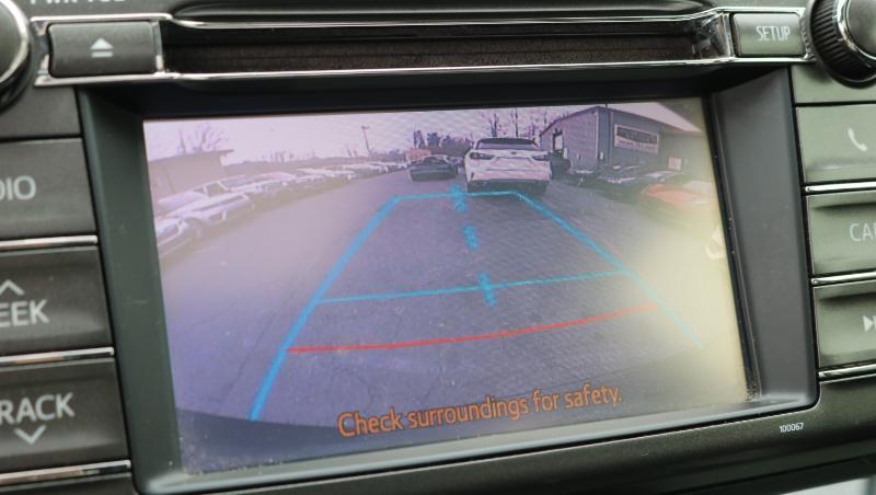 Toyota RAV4 AWD 4dr XLE (Natl) 2013