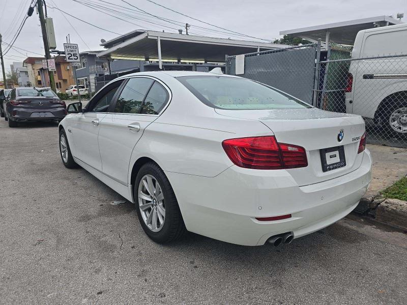 BMW 5 Series 4dr Sdn 528i RWD 2014