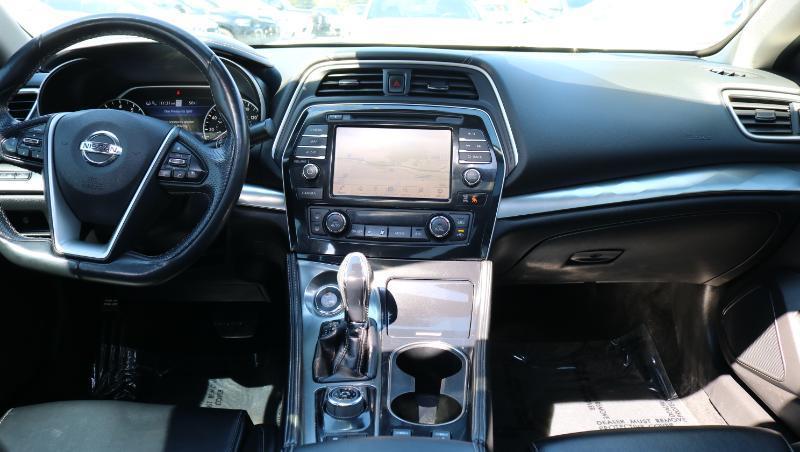 Nissan Maxima SL 3.5L 2020