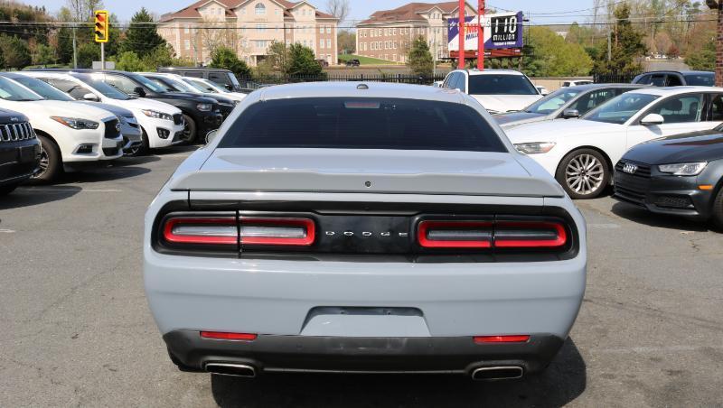 Dodge Challenger GT RWD 2021
