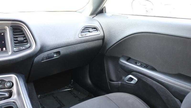 Dodge Challenger GT RWD 2021