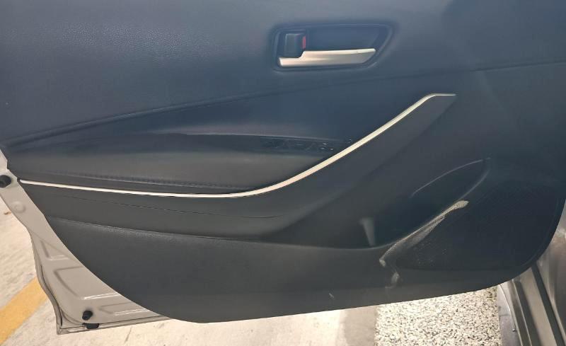 Toyota Corolla SE CVT (Natl) 2020