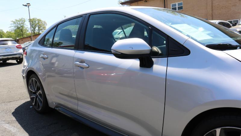 Toyota Corolla SE CVT (Natl) 2020