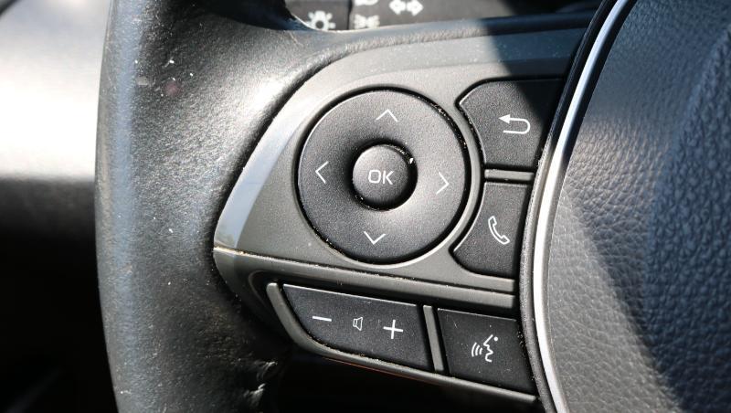 Toyota Corolla SE CVT (Natl) 2020