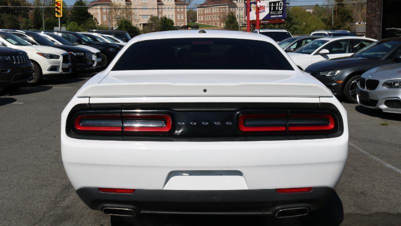 Dodge Challenger GT RWD 2022