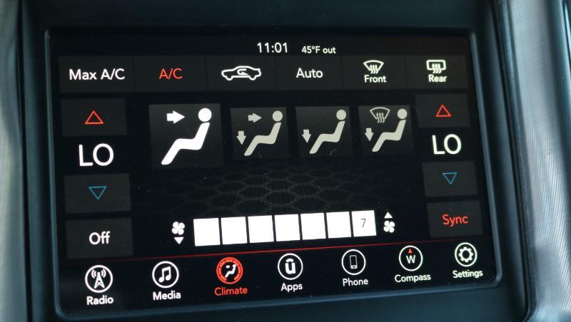 Dodge Challenger GT RWD 2022