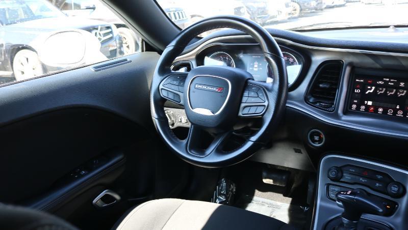 Dodge Challenger GT RWD 2022