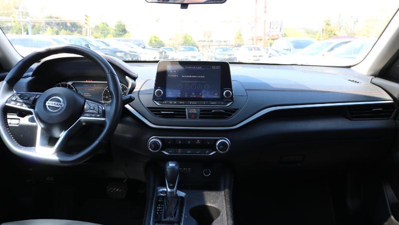 Nissan Altima 2.5 SR Sedan 2021