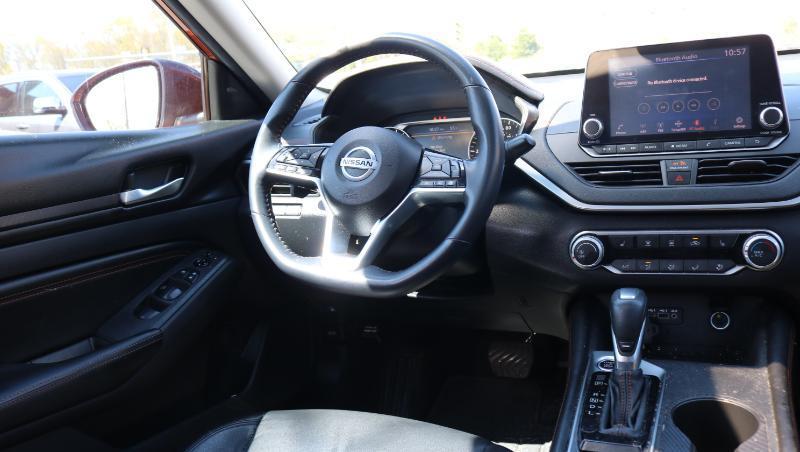 Nissan Altima 2.5 SR Sedan 2021