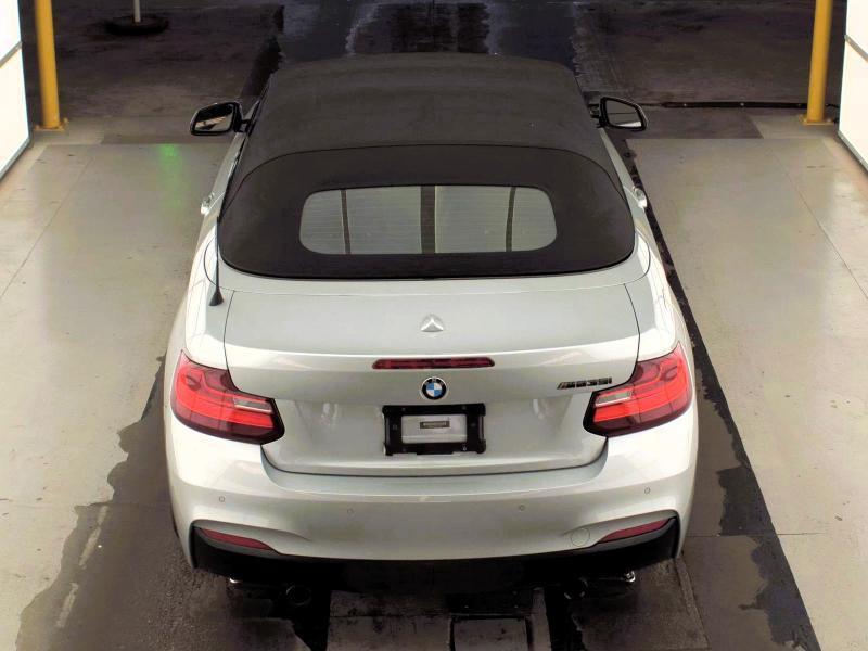 BMW 2 Series 2dr Conv M235i RWD 2015