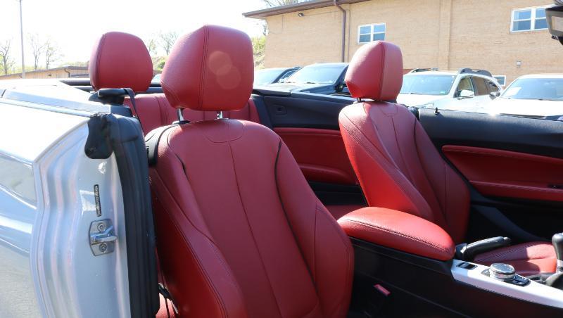 BMW 2 Series 2dr Conv M235i RWD 2015