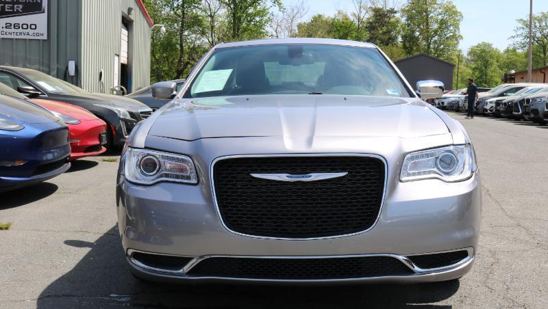 Chrysler 300 4dr Sdn Limited RWD 2015