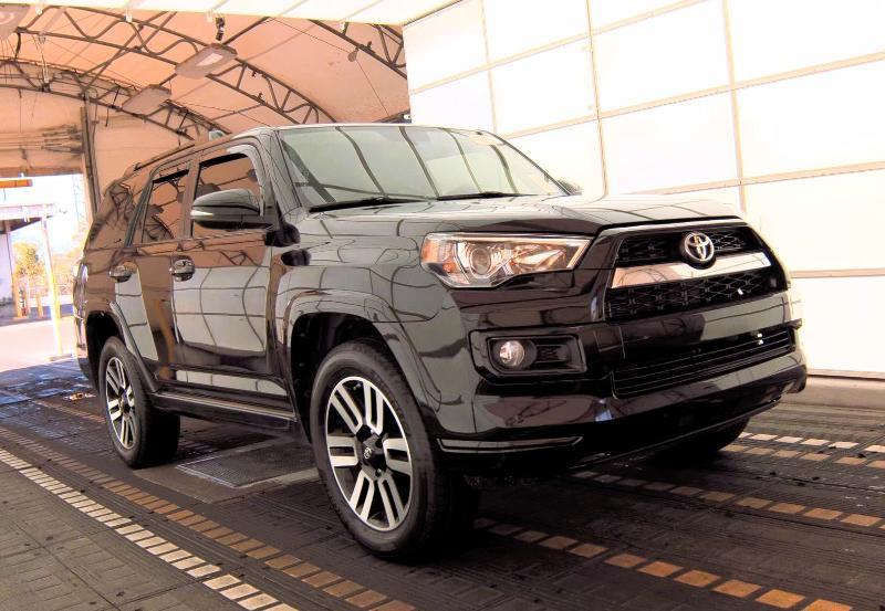 Toyota 4Runner Limited 4WD (Natl) 2017