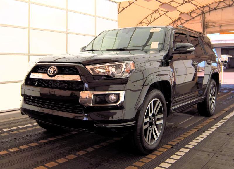 Toyota 4Runner Limited 4WD (Natl) 2017