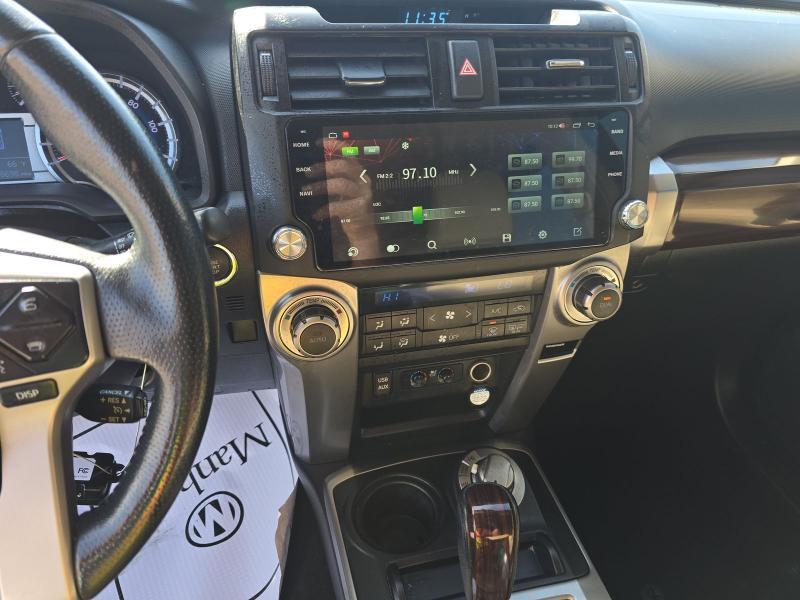 Toyota 4Runner Limited 4WD (Natl) 2017