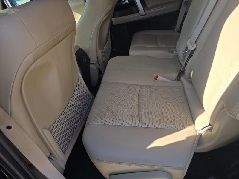 Toyota 4Runner Limited 4WD (Natl) 2017