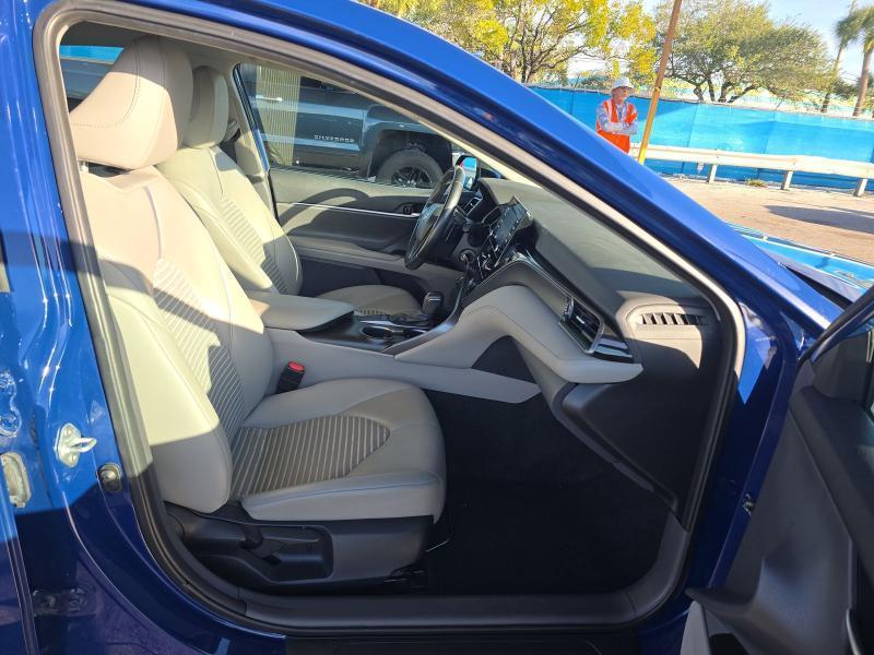 Toyota Camry SE Nightshade Auto (Natl) 2023