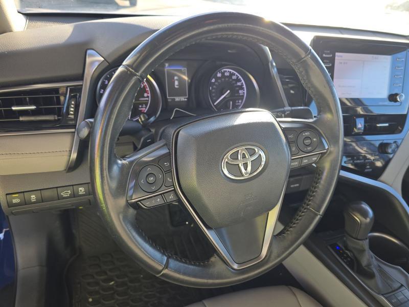 Toyota Camry SE Nightshade Auto (Natl) 2023
