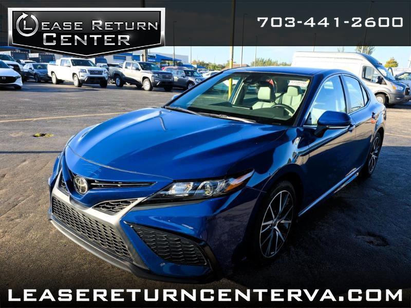 Toyota Camry SE Nightshade Auto (Natl) 2023