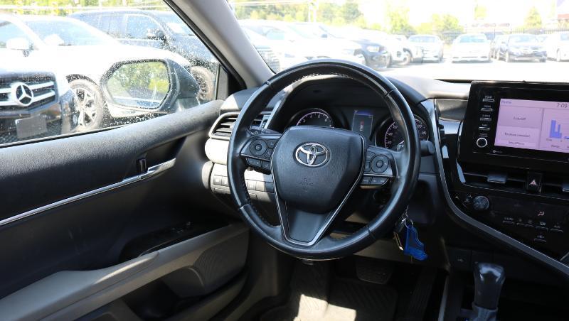Toyota Camry SE Nightshade Auto (Natl) 2023
