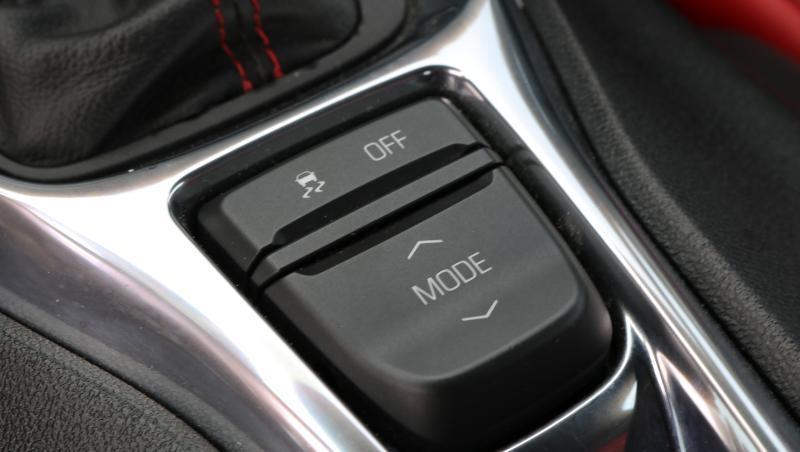 Chevrolet Camaro 2dr Cpe 2SS 2016