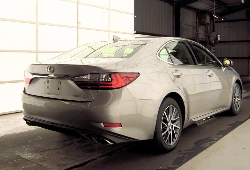 Lexus ES ES 350 FWD 2018