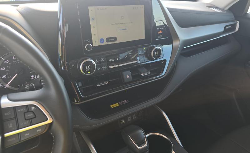 Toyota Highlander XLE Nav AWD V6 2025