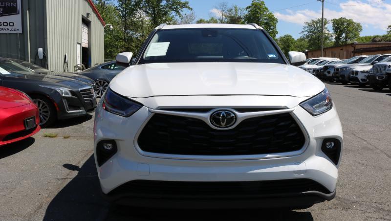 Toyota Highlander XLE Nav AWD V6 2025