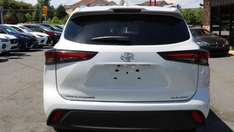 Toyota Highlander XLE Nav AWD V6 2025