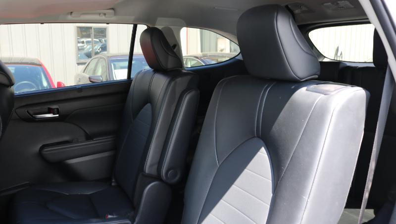 Toyota Highlander XLE Nav AWD V6 2025