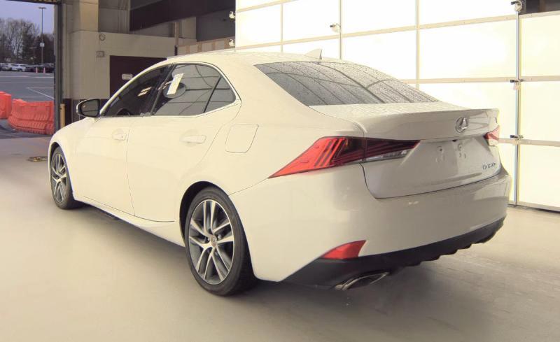 Lexus IS IS 300 RWD 2020