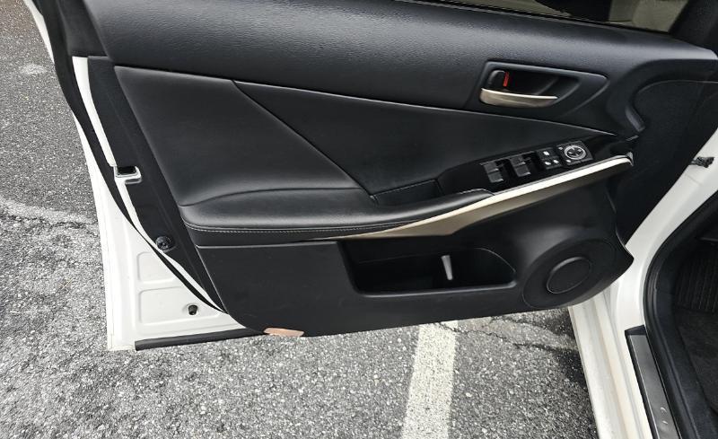 Lexus IS IS 300 RWD 2020